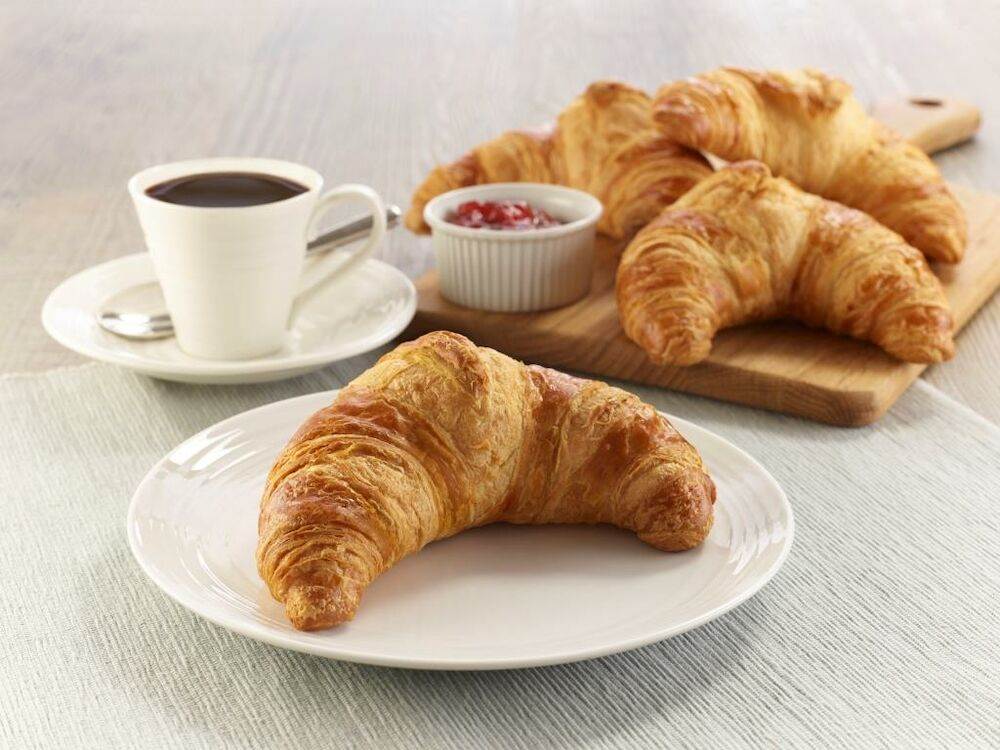 All Butter Curved Croissant - Landscape - Low Res